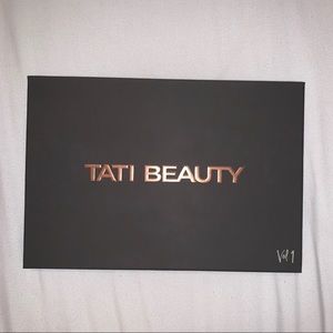TATI BEAUTY VOL. 1 EYESHADOW PALETTE (1 LEFT)